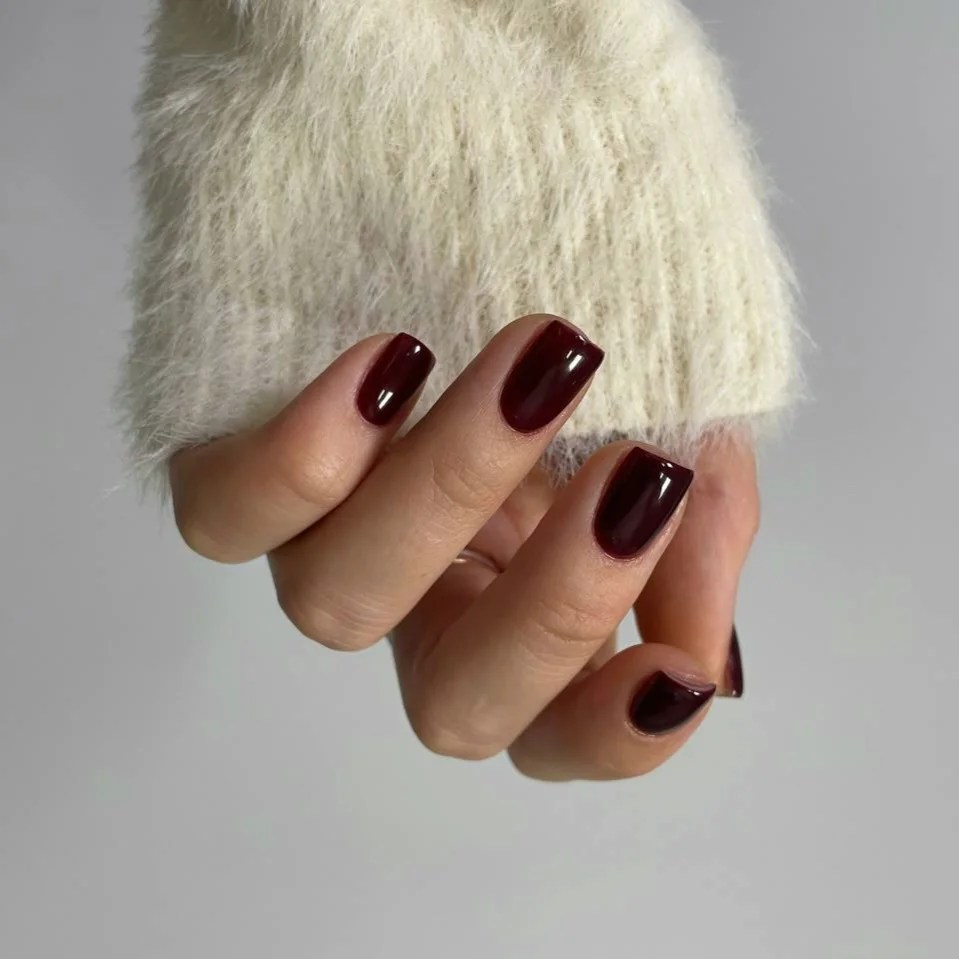 Deep burgundy gel nails
